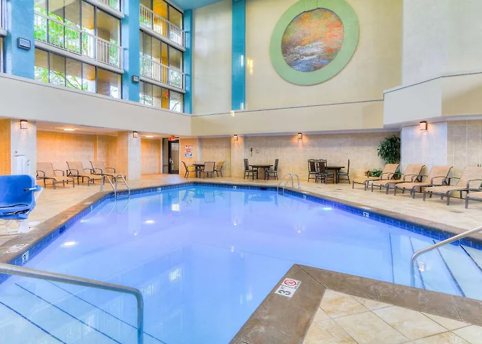 Quality Inn Near The Island Pigeon Forge